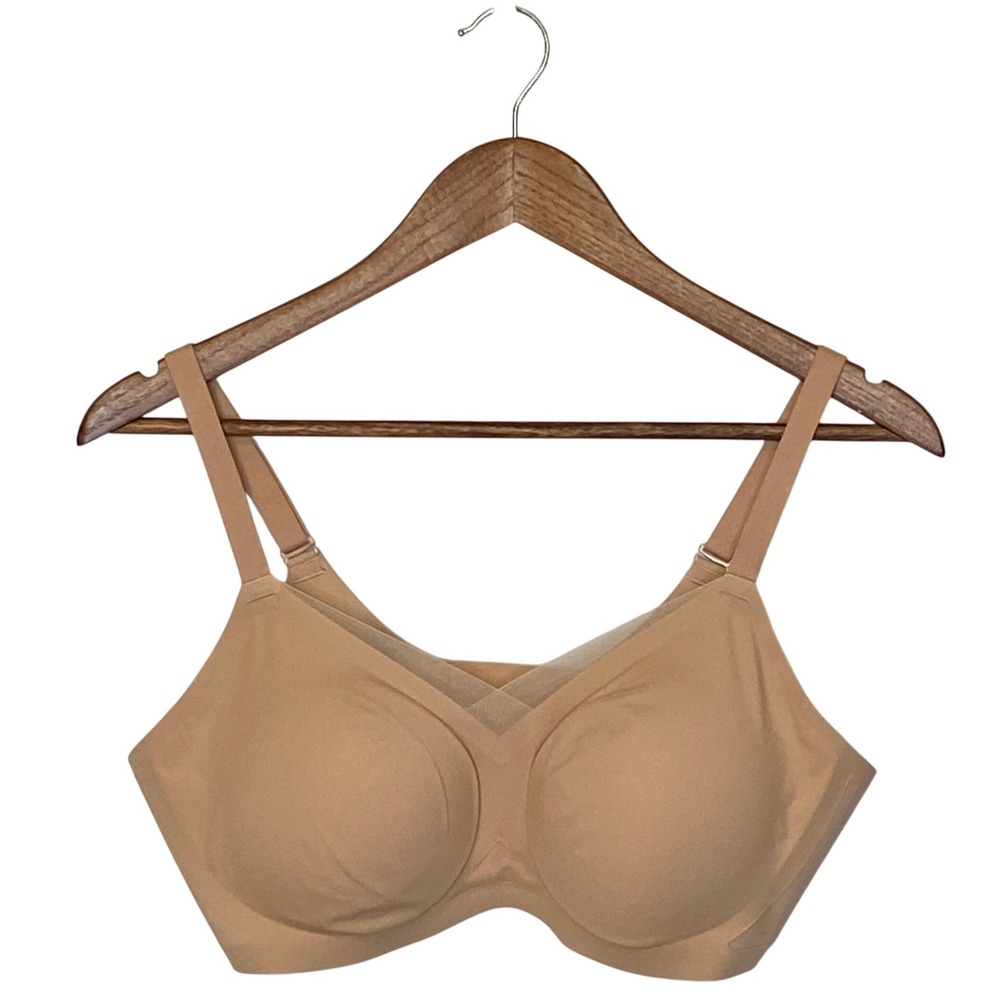 Honeylove Womens Crossover Bra Large 38B 38C Sand Wireless Smoothing Support